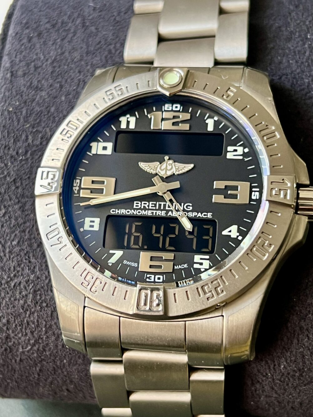 Breitling aerospace EVO titanium E79363 nos - Image 4
