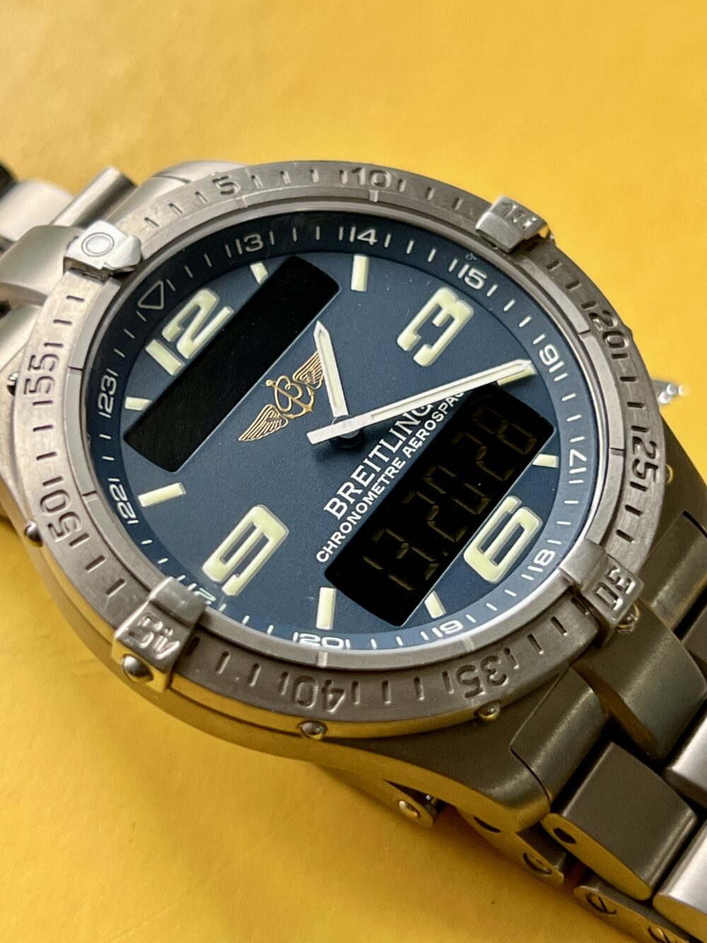 Breitling aerospace titanium repetition minutes E75362 - Image 13